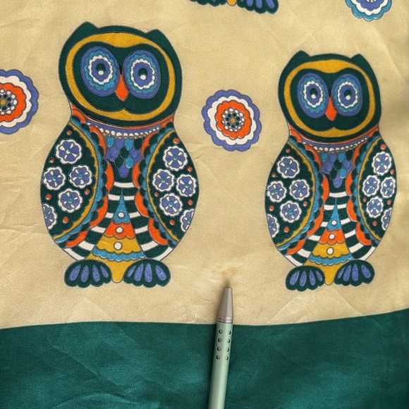 Vintage Echo Silk Scarf Owls Owl Design Pale Gold Emerald Green Colorful Whimsy - Picture 11 of 15